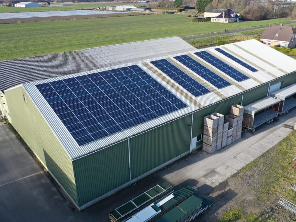 Gerätehalle Landwirtschaft Solaranlage 55kWp Satteldach