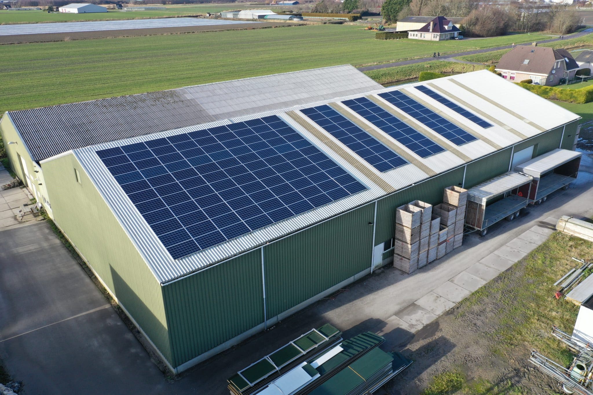 Gerätehalle Landwirtschaft Solaranlage 55kWp Satteldach