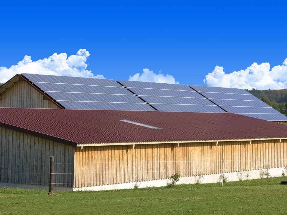 Lagerhalle Solaranlage 72kWp Hallendach