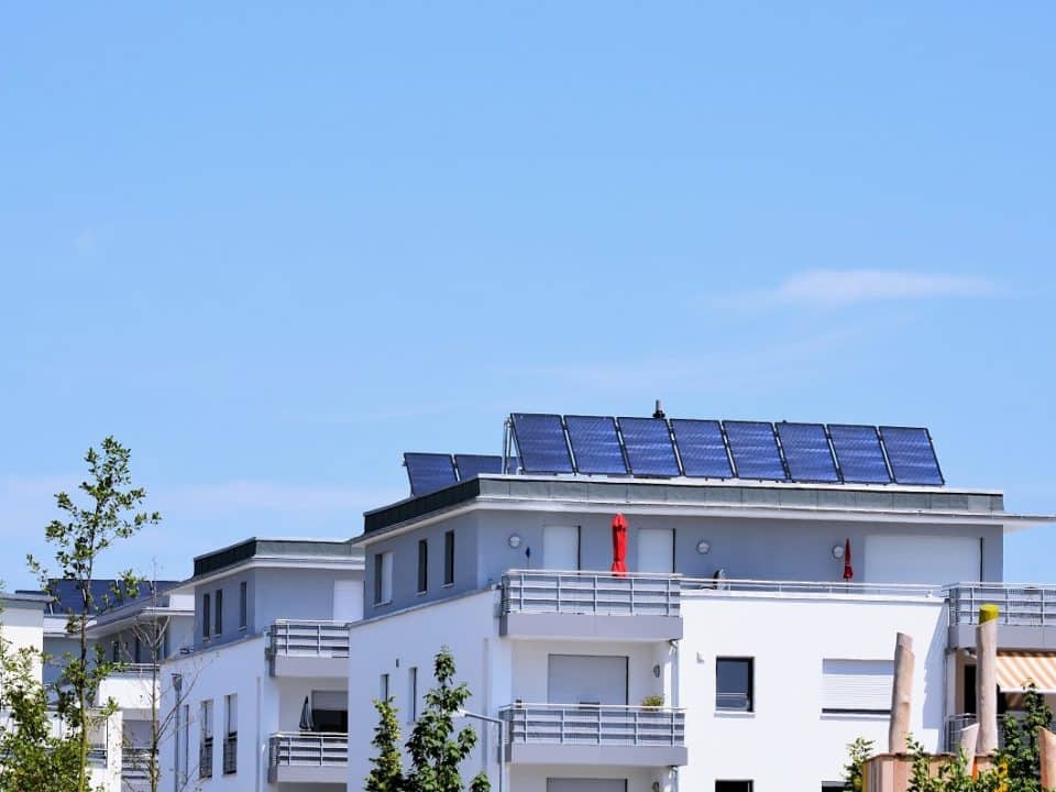 Mehrfamilienhaus Genossenschaft Solaranlage 56kWp Batteriespeicher 5kWp